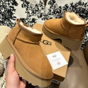 UGG Women's Classic Ultra Mini New Heights Fashion Boot